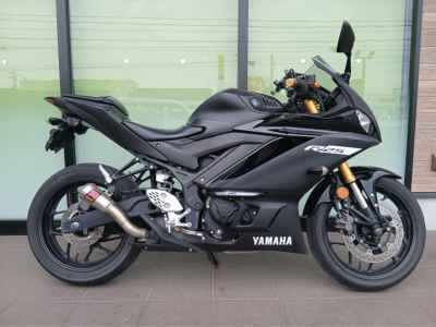 Yamaha YZF-R25 2019