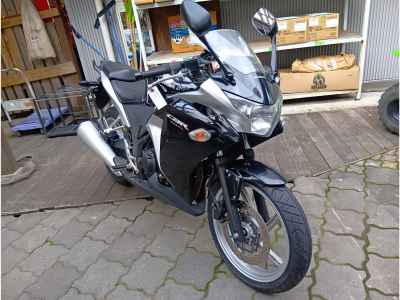 Honda CBR250R 2011