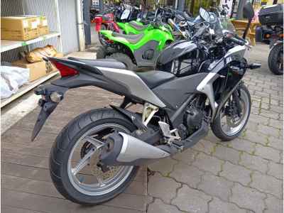 Honda CBR250R 2011