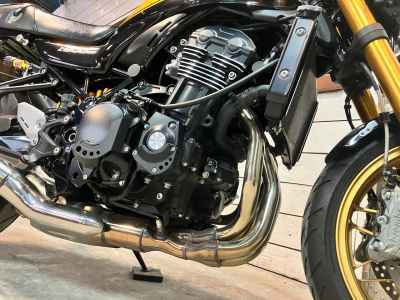 Kawasaki Z900RS 2023