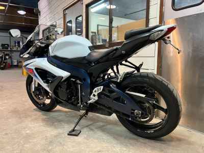 Suzuki GSX-R750 2010