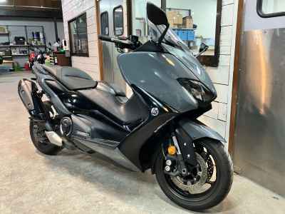 Yamaha TMAX 560 2021