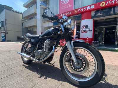 Yamaha SR400 2010