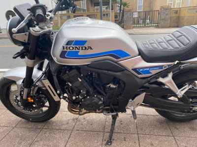 Honda CB1000F 2025