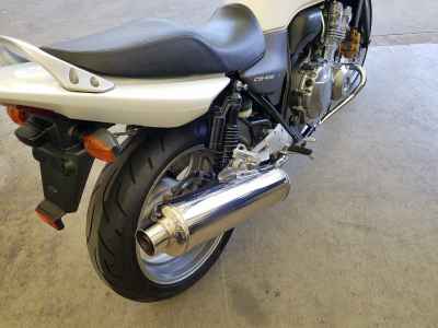 Honda CB400 Super Boldor 2010