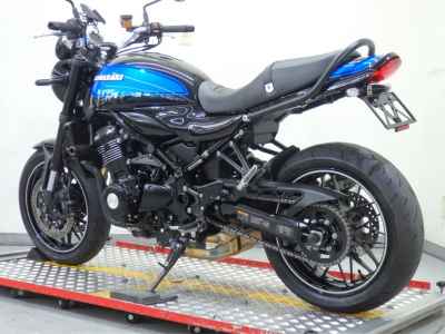 Kawasaki Z900RS 2023