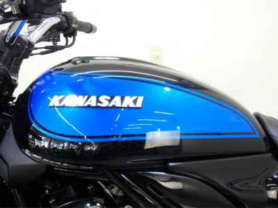 Kawasaki Z900RS 2023