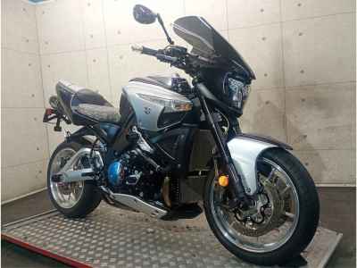 Suzuki B-King 2011