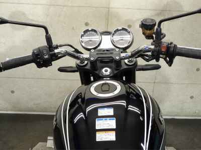 Kawasaki Z900RS 2021