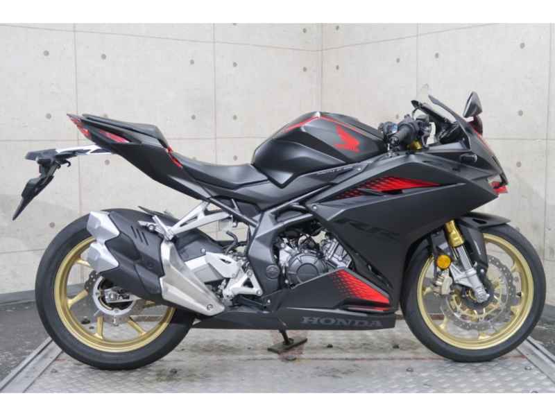 Honda CBR250R 2015