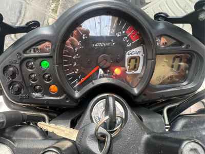 Suzuki Gladius SFV400 2011