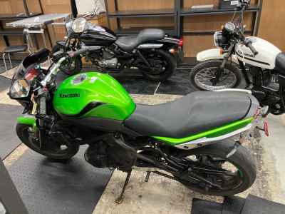 Kawasaki Ninja 400R 2014