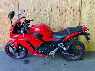Honda CBR250R 2016