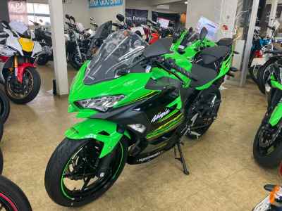 Kawasaki Ninja 400 KRT Edition 2019