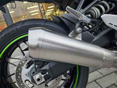 Kawasaki Z900RS Cafe 2025