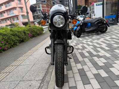 Kawasaki W800 2022