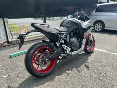 Suzuki GSX-8R 2024