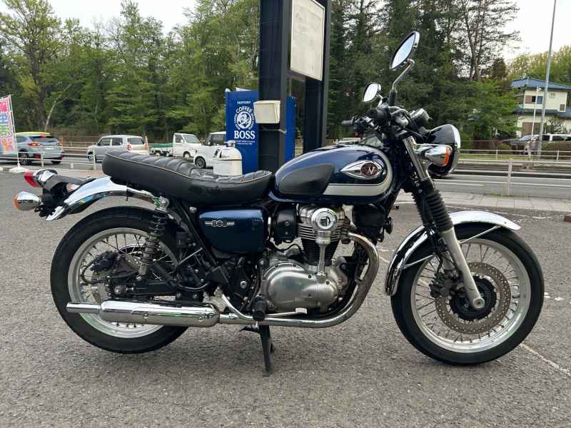 Kawasaki W800 2021