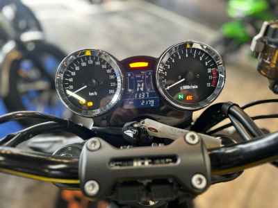 Kawasaki Z900RS 2024