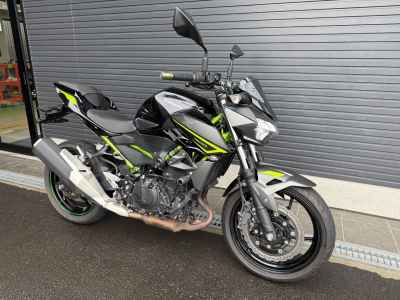 Kawasaki Z400 2023