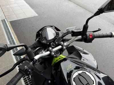 Kawasaki Z400 2023