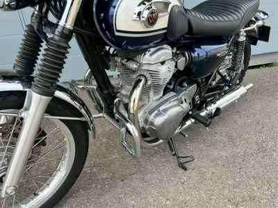 Kawasaki W800 2016