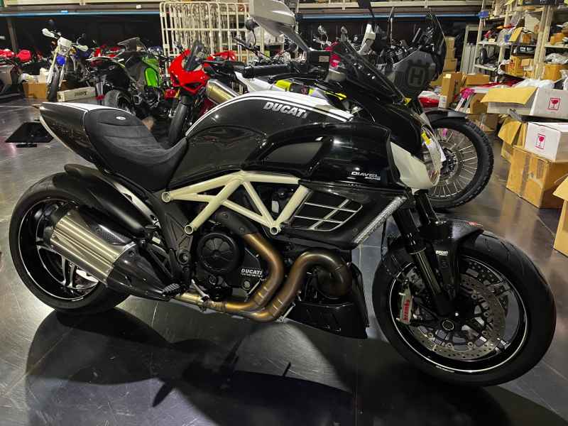 Ducati Diavel 2013