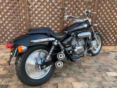 Honda Magna 250 2005