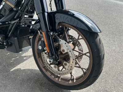 Harley-Davidson FLHXST 2023