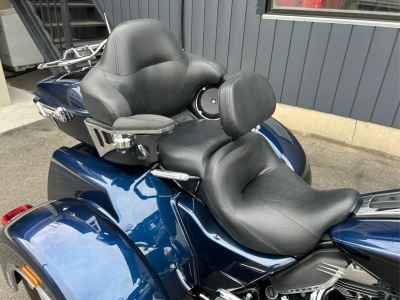 Harley-Davidson Electra Glide FLHTCU1690 Trike 2013
