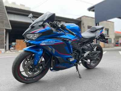 Kawasaki Ninja ZX-4R SE 2023