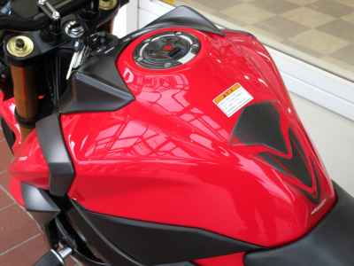 Suzuki GSX-S750 2018