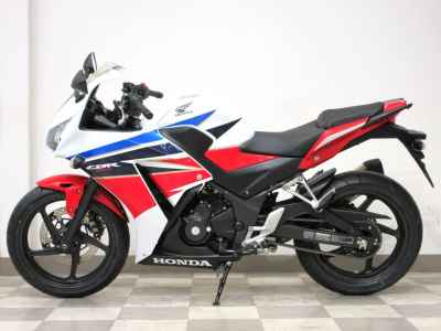 Honda CBR250R 2016
