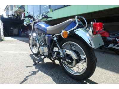 Yamaha SR400 2022