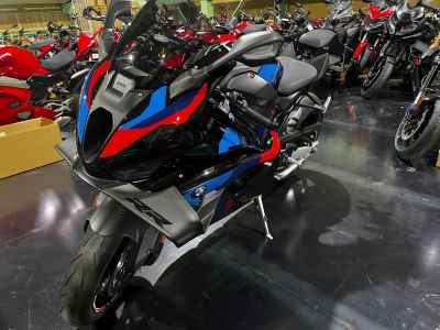 BMW M1000RR 2025