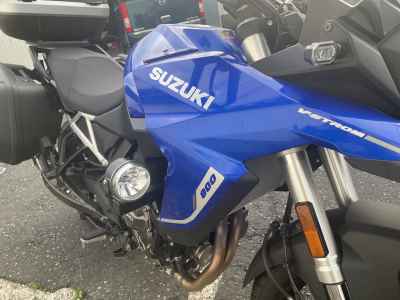 Suzuki V-Strom 800 2024