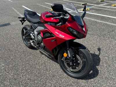 Triumph Daytona 660 2025