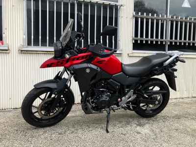 Suzuki VSTROOM 250