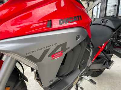 Ducati Multistrada V4S 2025