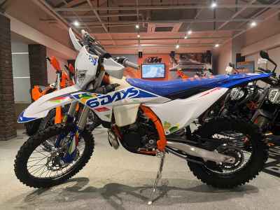 KTM 300 EXC Six Days