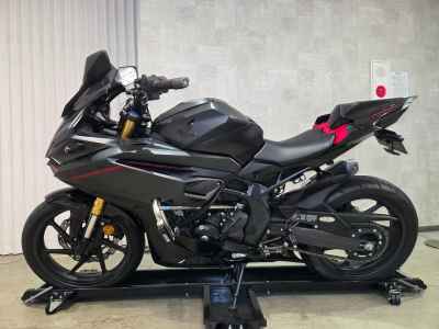 Honda CBR250RR 2023