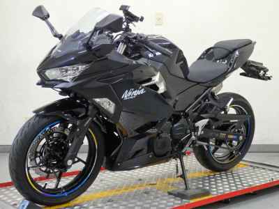 Kawasaki Ninja 400 2021