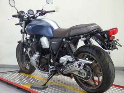 Honda CB1100 2022