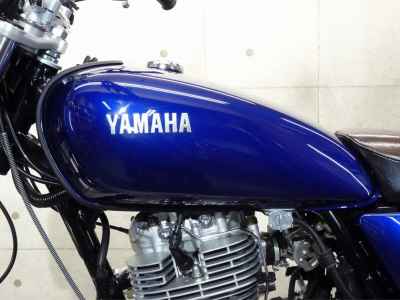 Yamaha SR400 2021