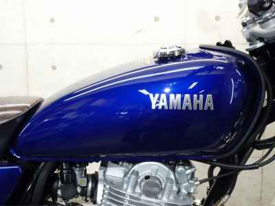 Yamaha SR400 2021