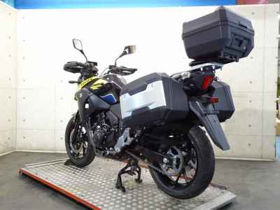 Suzuki VSTROOM 250