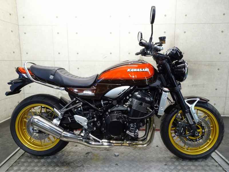 Kawasaki Z900RS 2022
