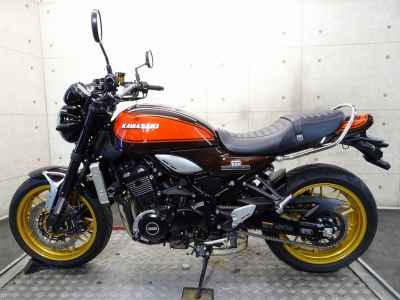 Kawasaki Z900RS 2022