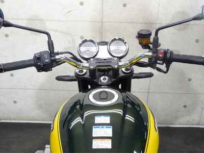 Kawasaki Z900RS 2024