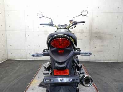 Kawasaki Z900RS 2024